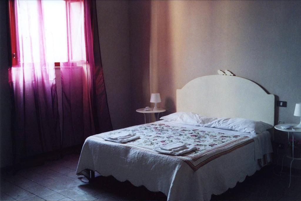 Hotel Casa Betania Cortona Zimmer foto